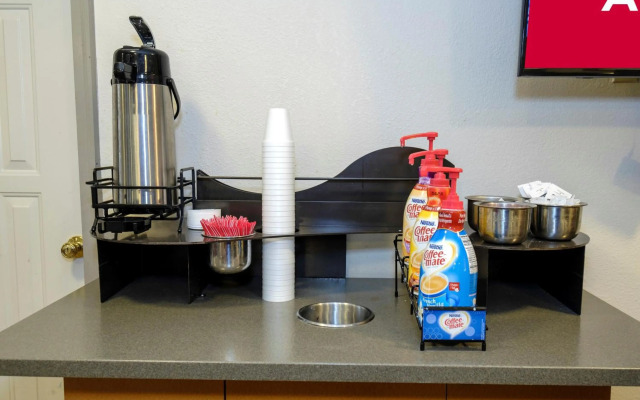 Red Roof Inn PLUS+ & Suites Opelika