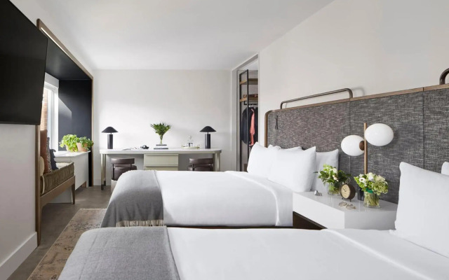 Yours Truly DC, Vignette Collection by IHG