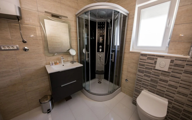 Villa Hedonist