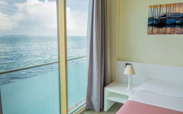 Garda Rooms
