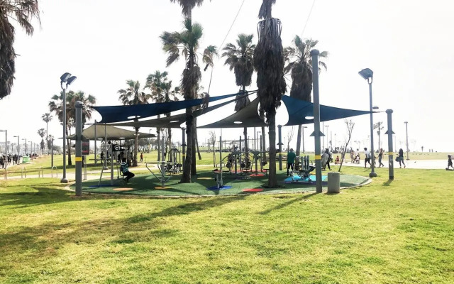 Dreamy Loft Apt. 2Min Walk To The Beach+Netflix