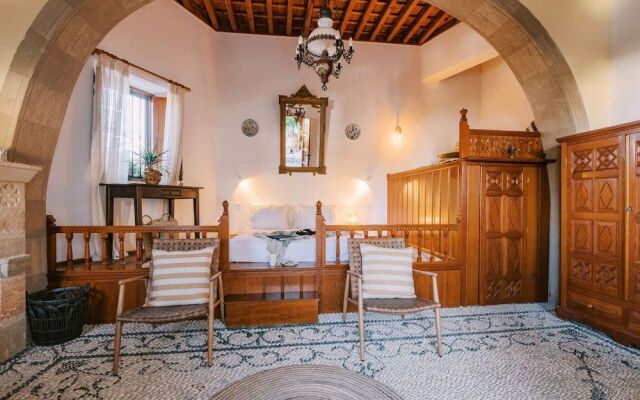 Arte Lindos Villa