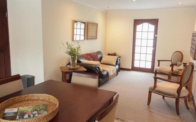 5 Seasons Guesthouse