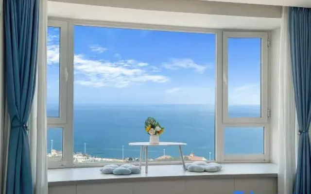 Weihai Wanghaige Seaview Apartment (Huoju 8th Street/International Bathing Beach)