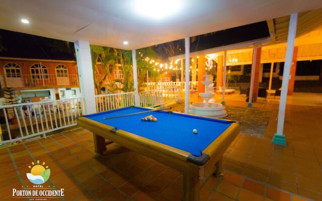 Portón de Occidente by Bernalo Hotels
