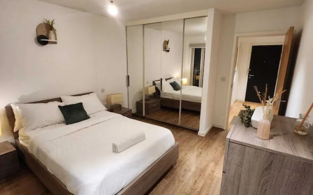 Kaf Luxury 1 Apartment in Canning Town London