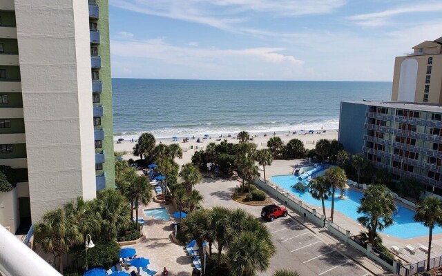 Coral Beach 754