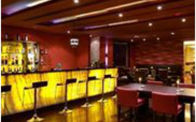 Vivanta Vijayawada, MG Road