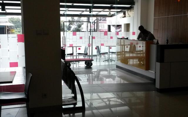 Amaris Hotel Panglima Polim 2