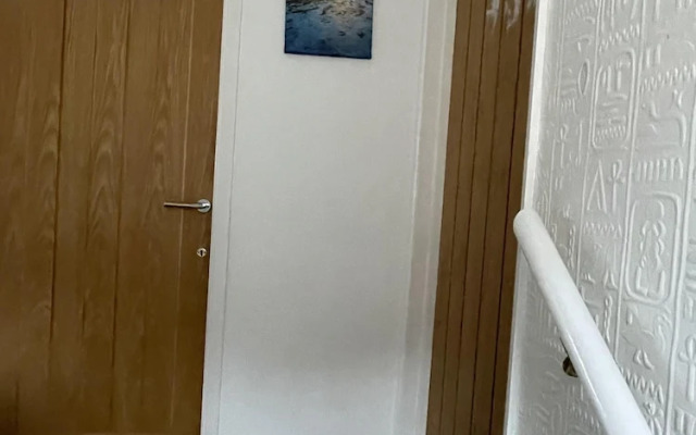 Immaculate 3-bed House in Luton