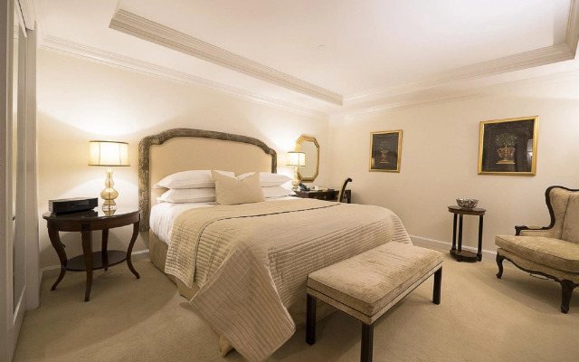 The Michelangelo Hotel