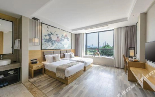 Wuyishan Seclusion Inn