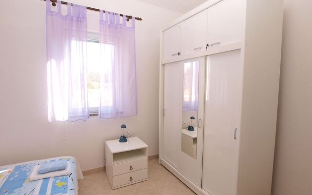 Apartment Mila 395