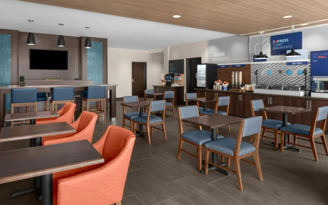 Holiday Inn Express & Suites Midland South I-20 by IHG