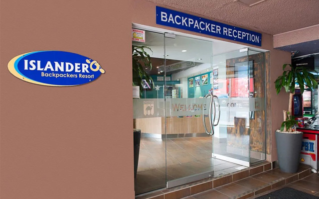 Islander Backpackers Resort