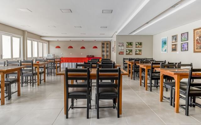 OYO Curitiba Park Hotel