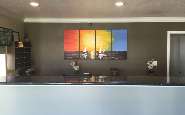 Anaheim Executive Inn & Suites