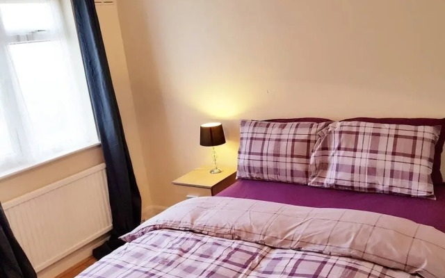 Elegant and Spacious 2 bedroom Apartment