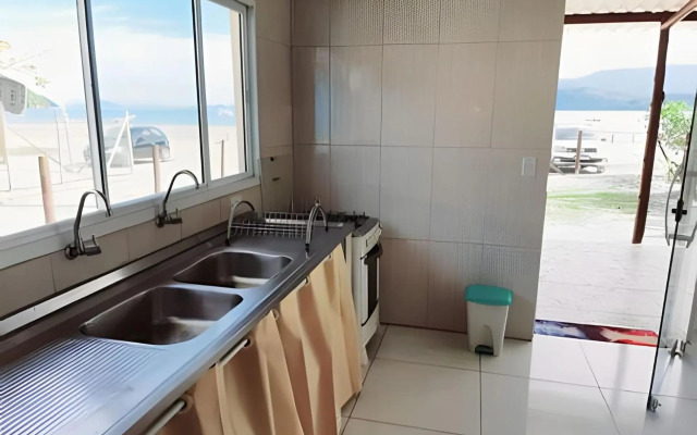 TF02 - Casa 42 Estaleiro - frente para o mar