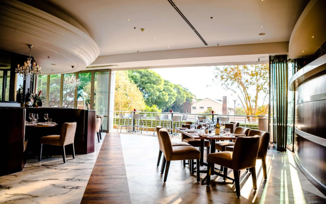 Southern Sun Rosebank