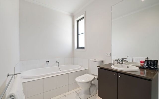 Park Avenue - Glen Waverley Townhouses