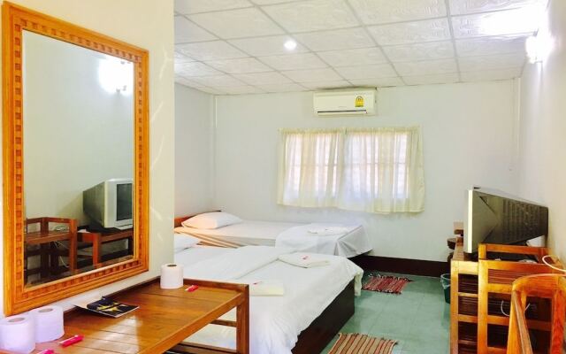 The Creek Garden Huainamrin Resort