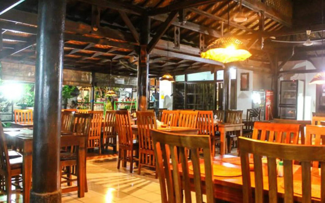 Hotel Puri Tanah Lot
