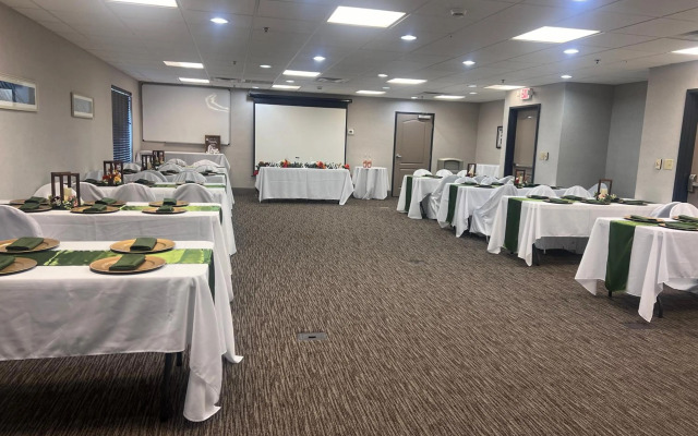 Country Inn & Suites by Radisson, Oklahoma City Airport, OK