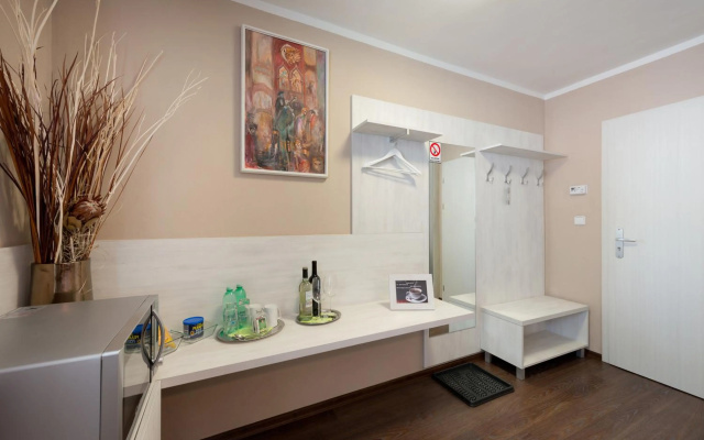 B2B Apartments