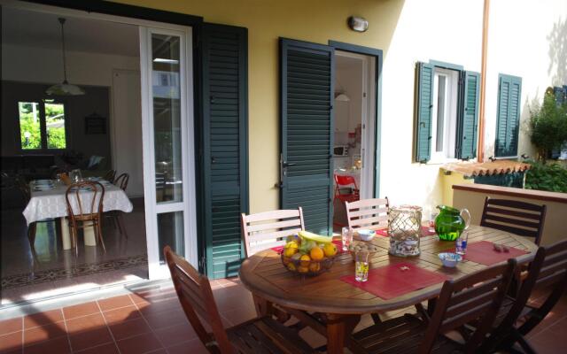 Villa Flores a Mondello by Wonderful Italy