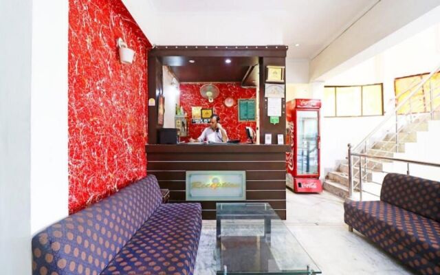 Goroomgo Brlux International Agra