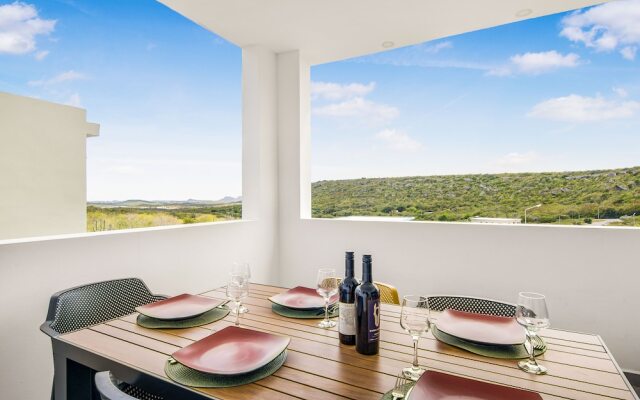 Modern 3-bed Apartment in Papaya Resort Curacao