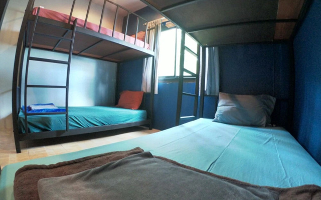 SLEEPYHEADHOSTEL