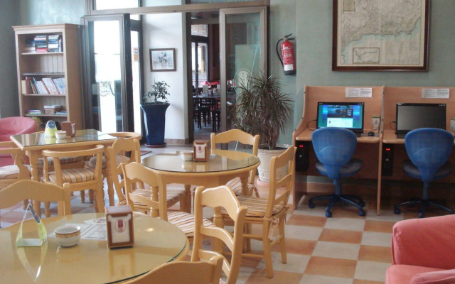 Hotel Almijara – Mares