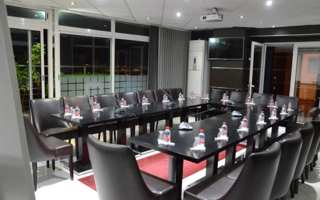 Malak Hotel