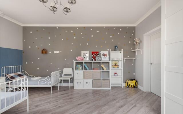 Апартаменты BJ-HOME (БиДжей-Хоум) на улице Черняховского