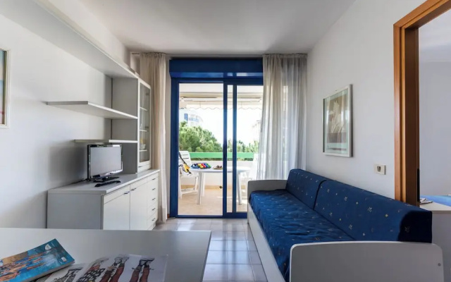 Beachside Apartment for Four Guests in Bibione