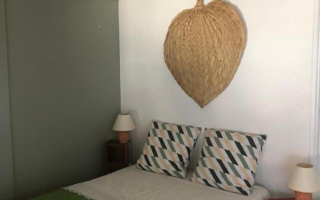 Grand Studio avec piscine chauffée