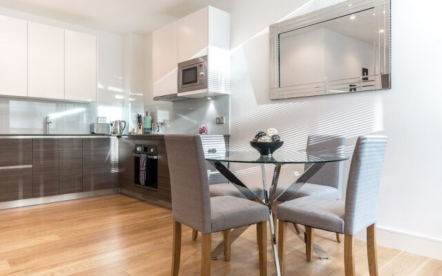 Spacious and Modern apartments Heathrow