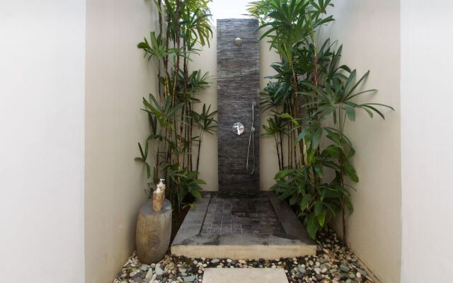 Echo Beach Villa & Apartment