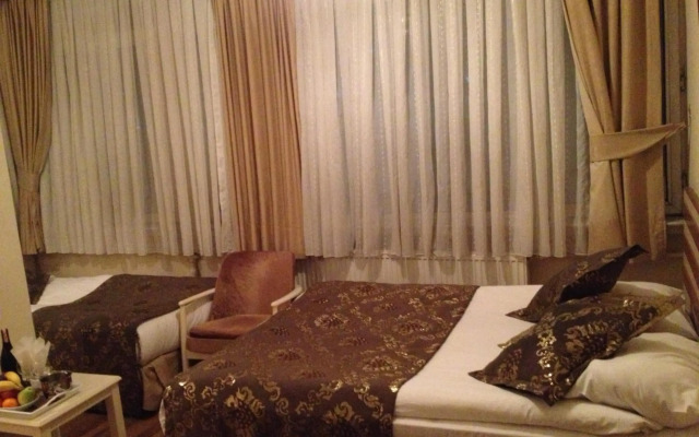 Tac Hotel