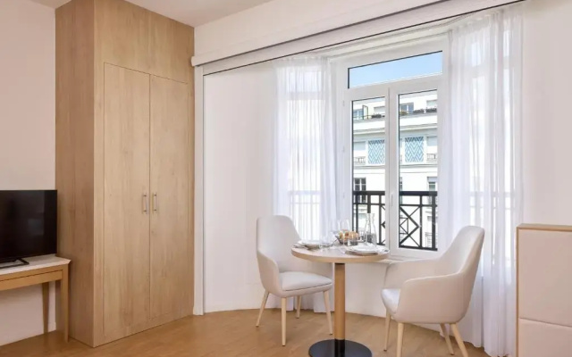 Отель Quality Aparthotel Chessy Val d’Europe