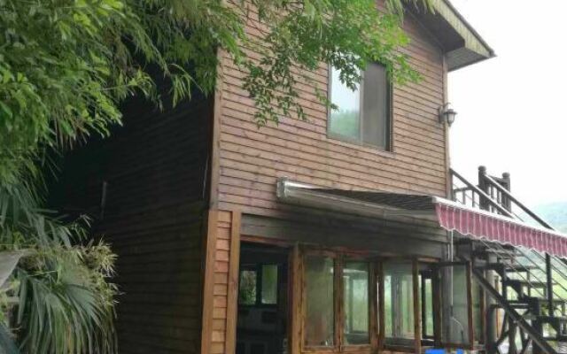 Moganshan Xiaomusen Hot Spring Holiday Home Stay