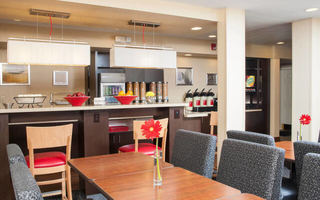 TownePlace Suites Indianapolis Park 100