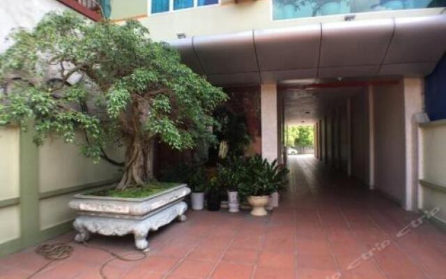 Indochina Airport Hotel