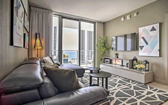 Luxurious Hollywood Escape w/ Upscale Amenities!