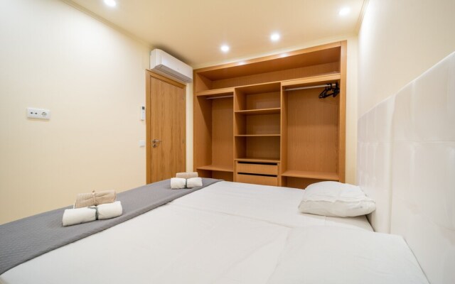 Mourabel Apartment - S by Hellovacations