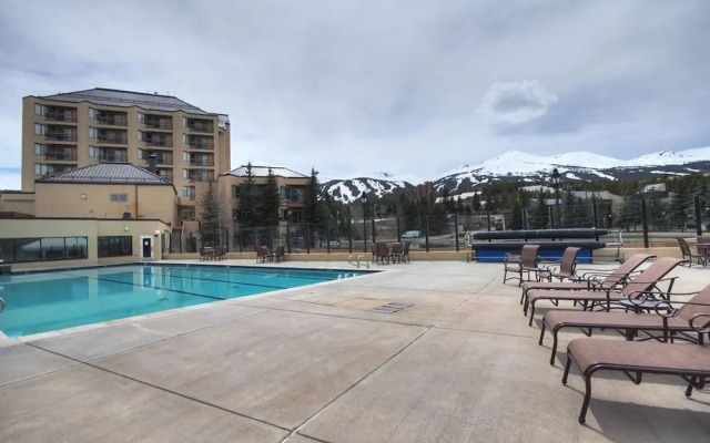 Main Street Station 3305 3 Bedroom Condo