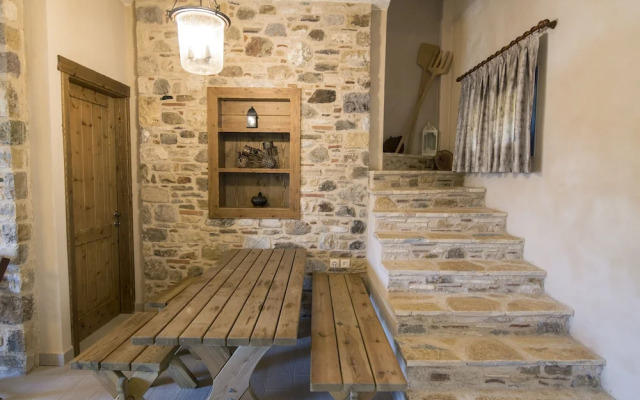 Chaihoutes stone villa into Olive farm in Zia