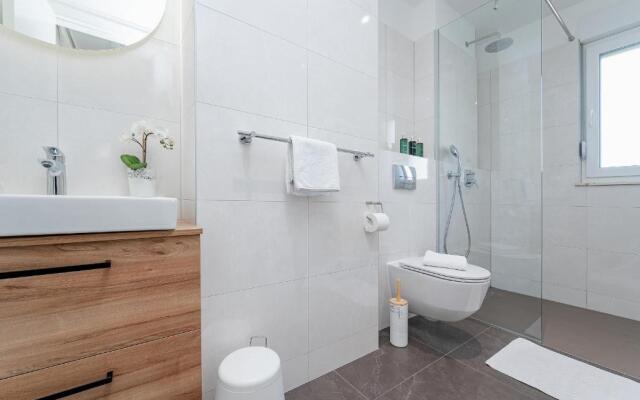 Seven Seas Residence